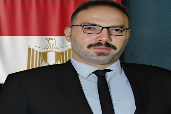 الإعلامي محمد مجدي