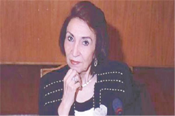 أمينة صبرى