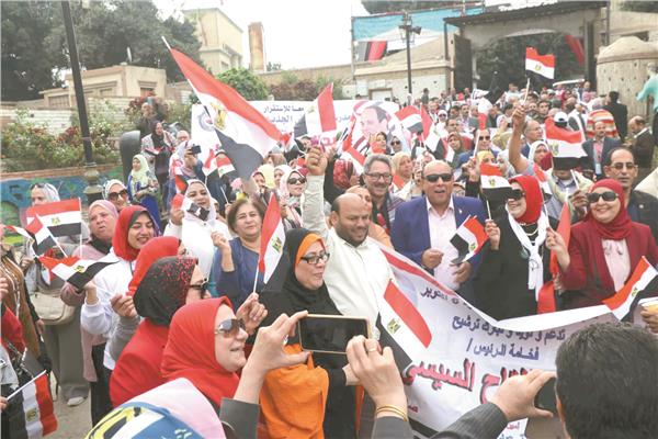 حضور كبير فى مؤتمر النقابة العامة للمهن التعليمية بالجزيرة