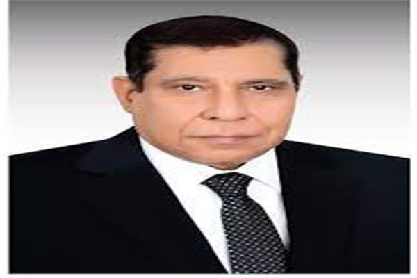 المستشار عادل فهيم محمد عزب - رئيس مجلس الدولة 
