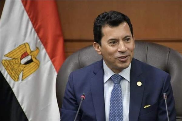  الدكتور أشرف صبحي 