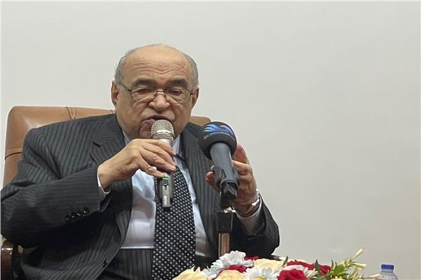 الدكتور مصطفى الفقى
