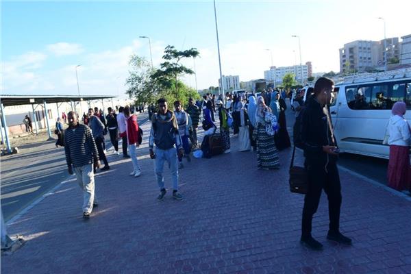 حركة نقل الطلاب من مقر الجامعة الجديد