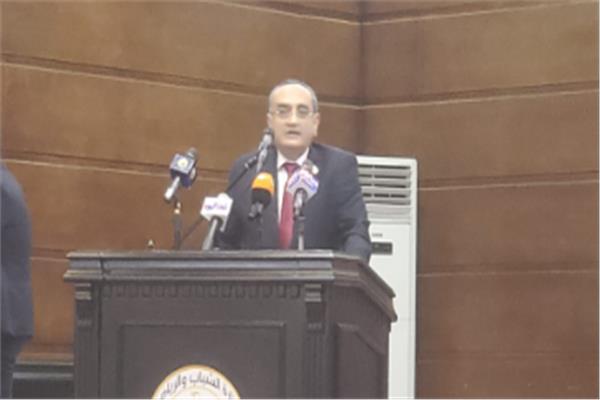 اللواء حاتم حشمت نائب رئيس حزب حماة الوطن