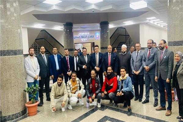 معهد إعداد القادة