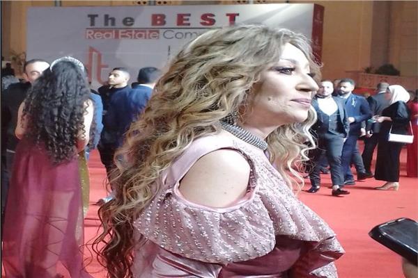 إيناس مكي تخطف الأنظار في حفل الأفضل 2023