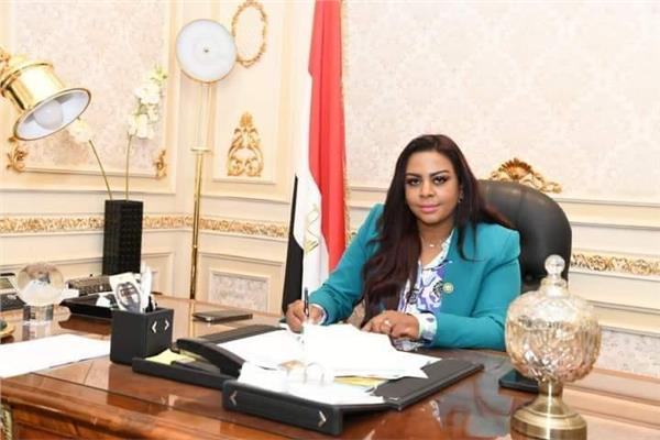 النائبة د.نيفين حمدي