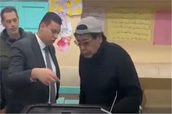 محمد منير