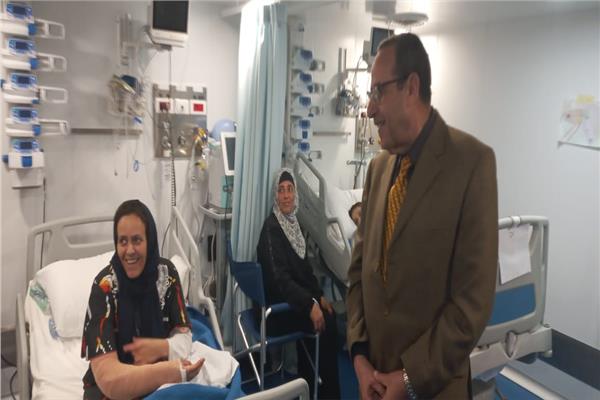 محافظ شمال سيناء يزور الجرحي الفلسطينيين على متن السفينة الإيطالية