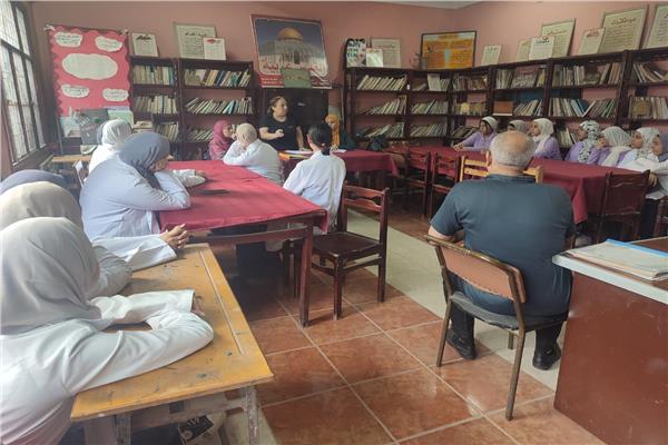  ندوة توعوية لطالبات المدارس