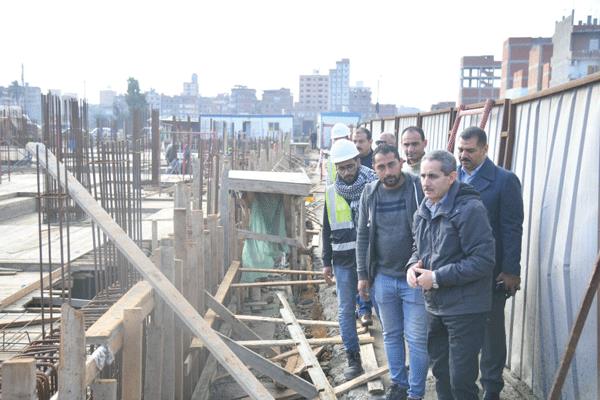 محافظ الغربية خلال جولته بمشروع مركز أورام طنطا الجديد والمستشفى العام