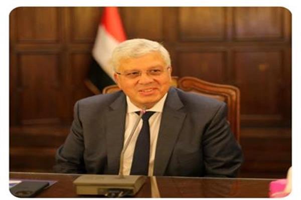د. أيمن عاشور وزير التعليم العالي والبحث العلمي