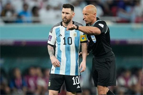 مارتشينياك وميسي خلال نهائي كأس العالم 2022