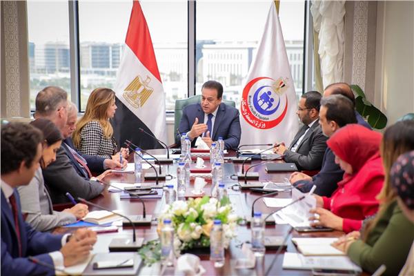  وزير الصحة يستقبل ممثل المفوضية السامية للأمم المتحدة