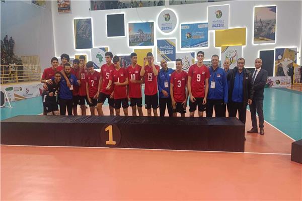 منتخب الناشئين للطائرة