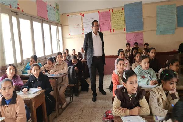  ناصر حسن، وكيل وزارة التربية والتعليم بالغربية
