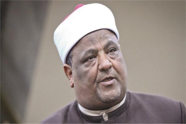  الدكتور عباس شومان