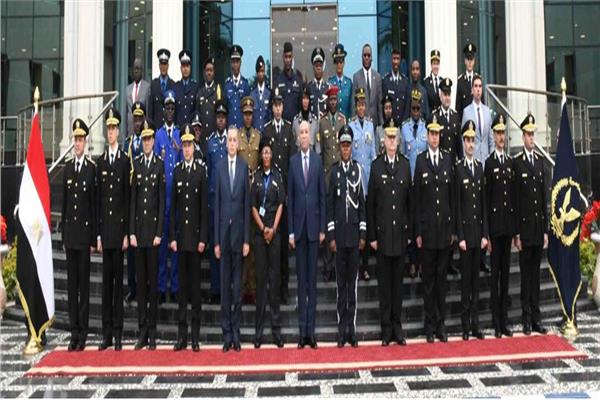 قيادات الأكاديمية
