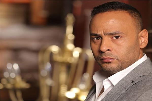 الفنان محمود عبدالمغني