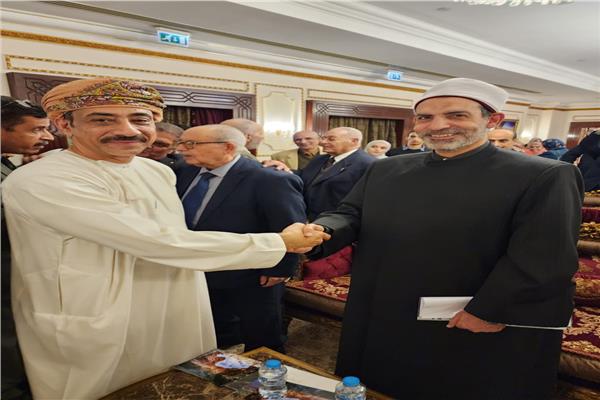 سفير عمان 