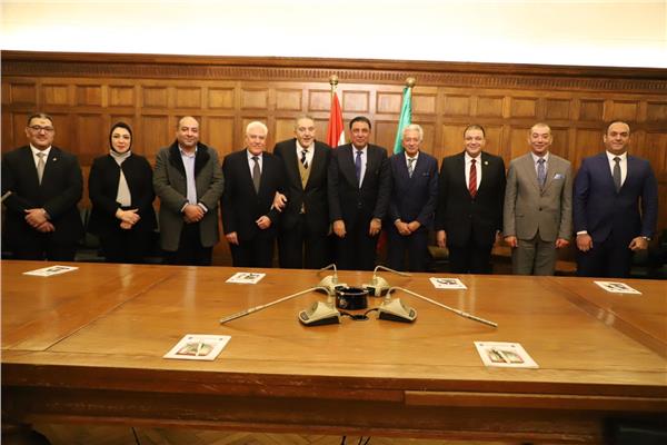 غرفة الإسكندرية تستقبل رئيس غرفة بنغازي