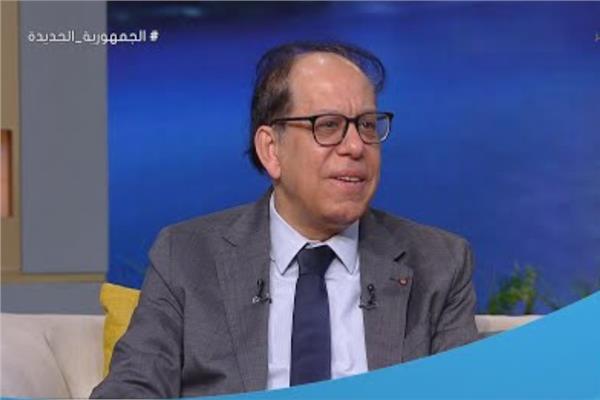 الدكتور ضياء حلمي