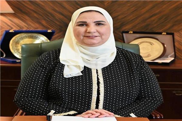  وزيرة التضامن الاجتماعي