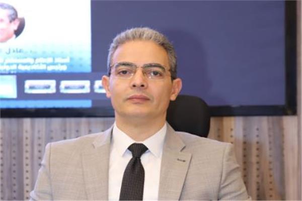 الدكتور طارق سعده نقيب الإعلاميين