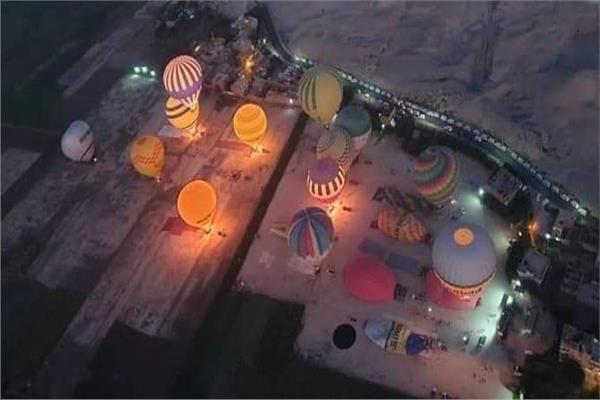 65 بالون سياحى 