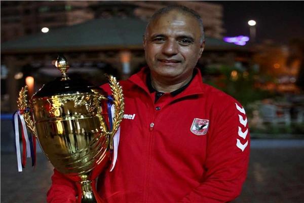 عادل شومان، المدرب عام لسيدات تنس الطاولة بالنادي الأهلي