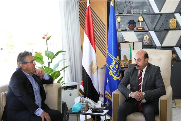 اللواء أشرف عطية محافظ أسوان - السفير دولة البوسنة والهرسك