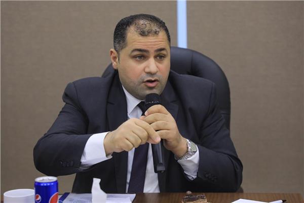 الدكتور حسن هجرس