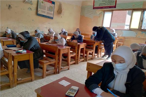 طلاب الثانوية العامة