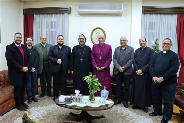 رئيس الأساقفة يستقبل الكنيسة السريانية للتهنئة بالعيد    