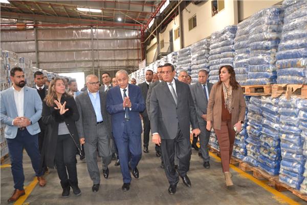 اللواء هشام آمنة وزير التنمية المحلية