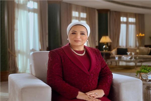 السيدة انتصار السيسي