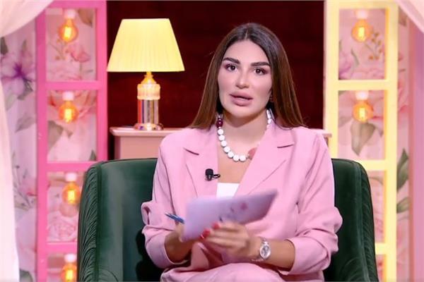 سارة نخلة