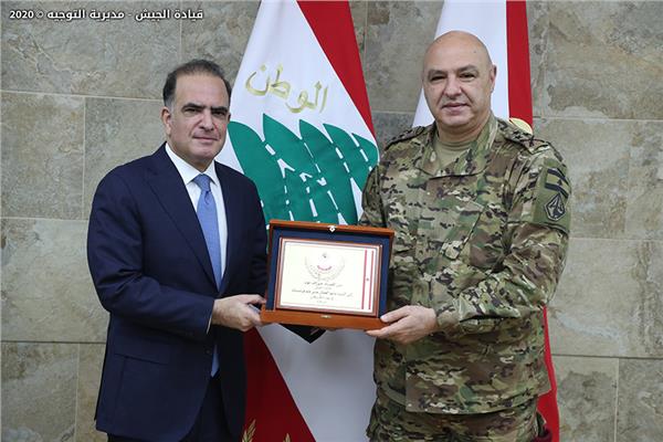 قائد الجيش اللبناني العماد جوزاف عون مع وزيرة الخارجية الألمانية أنالينا بيربوك