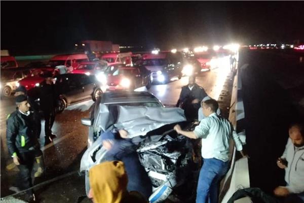 حادث تصطدام بالطريق الصحراوي القاهرة الإسكندرية