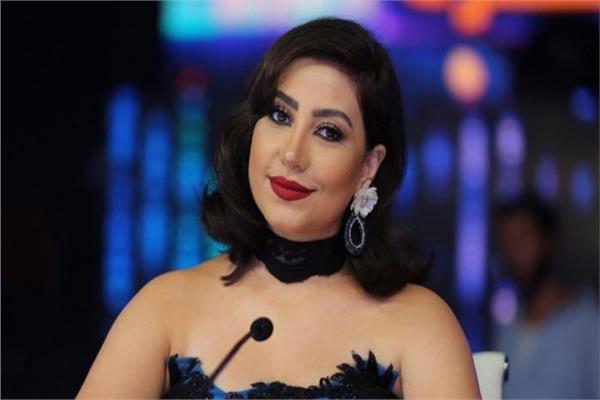 الفنانة والمطربة بوسي