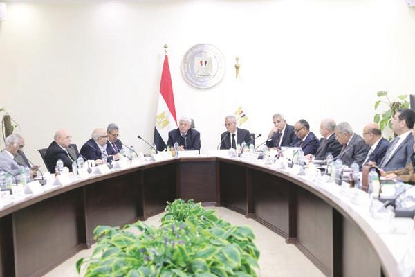جانب من اجتماع مجلس الجامعات الأهلية برئاسة وزير التعليم العالى