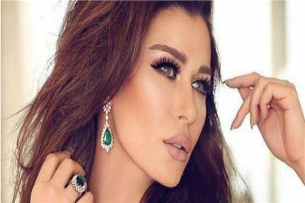 نادين الراسي