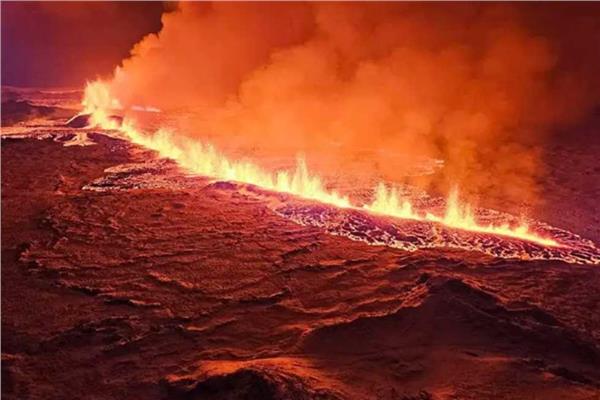انفجار بركان جنوب غرب ريكيافيك 