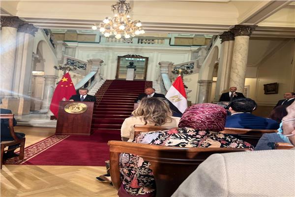 مؤتمر صحفي مشترك بين وزير الخارجية ونظيره الصيني