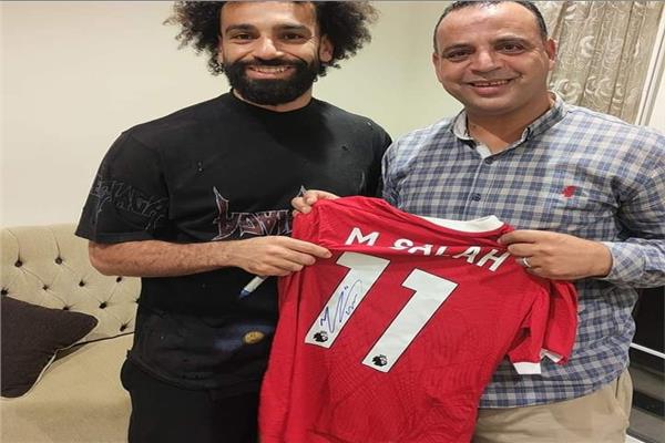 محمد صلاح وخاله