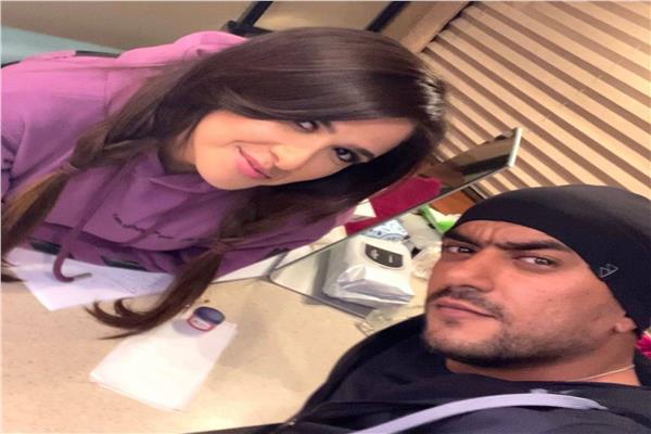 ياسمين عبد العزيز و أحمد العوضي