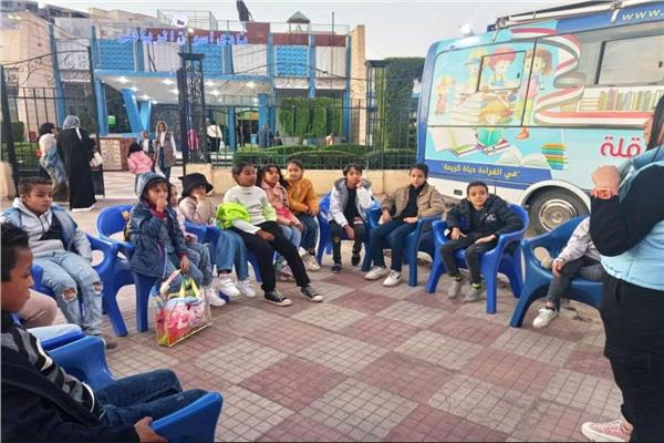 محافظ أسوان يوجه لتحقيق أكبر إستفادة لأبناء المحافظة