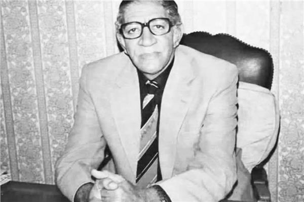  نعمان عاشور