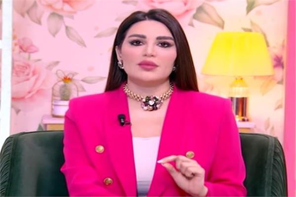 سارة نخلة