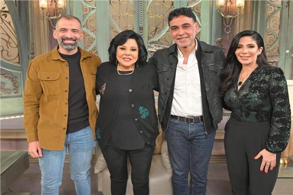 منى زكي وصناع فيلم «الرحلة 404» ضيوف صاحبة السعادة